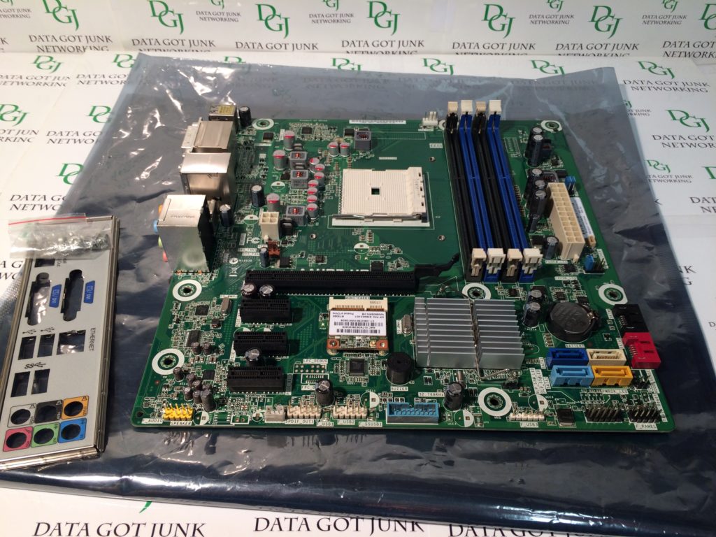 HP Pavilion P7-1147C Motherboard AAHD3-H8 REV. 1.02 w/ I/O Plate