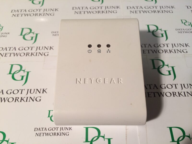 NETGEAR XET1001 & XE104 85Mbps Wall-Plugged Ethernet Adapter Kit