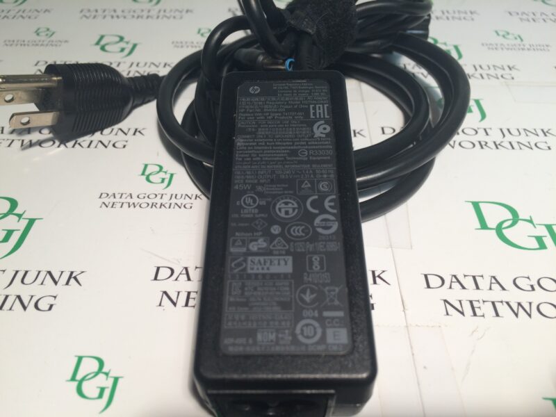 HP AC Adapter Charger 45W P/N 854054-003