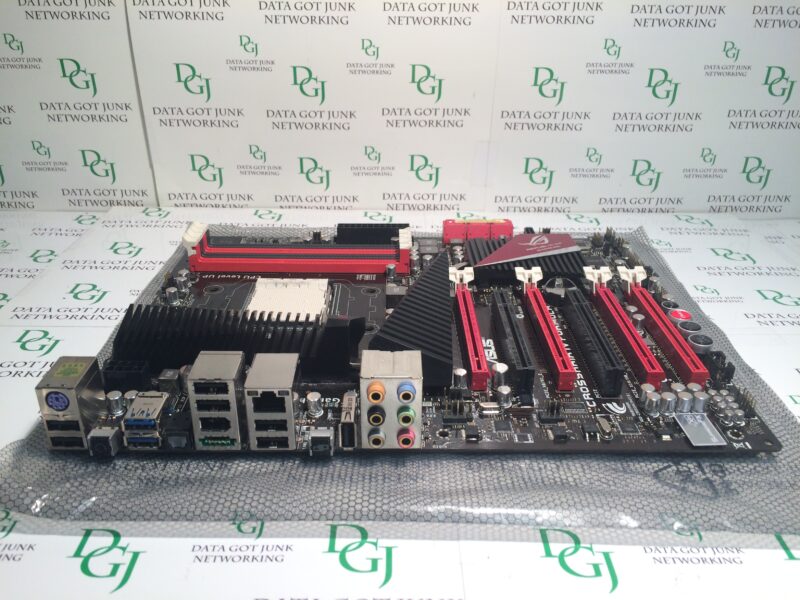 ASUS Crosshair IV Formula AM3 AMD 890FX SATA 6Gb/s USB 3.0 ATX AMD Motherboard