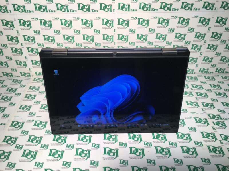 Dell Inspiron 11-3153 Intel i3-6100U 2.30GHz Laptop