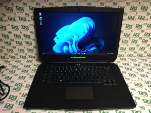 Dell Alienware 15 R2 i5-6300HQ 2.30GHz 256GB M.2 1TB 12GB DDR4 Nvidia GTX 965M